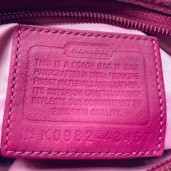 Auth Coach Python Pink Signature Jacquard Lizard Leather Trim Bag 43457 - Picture 14 of 15